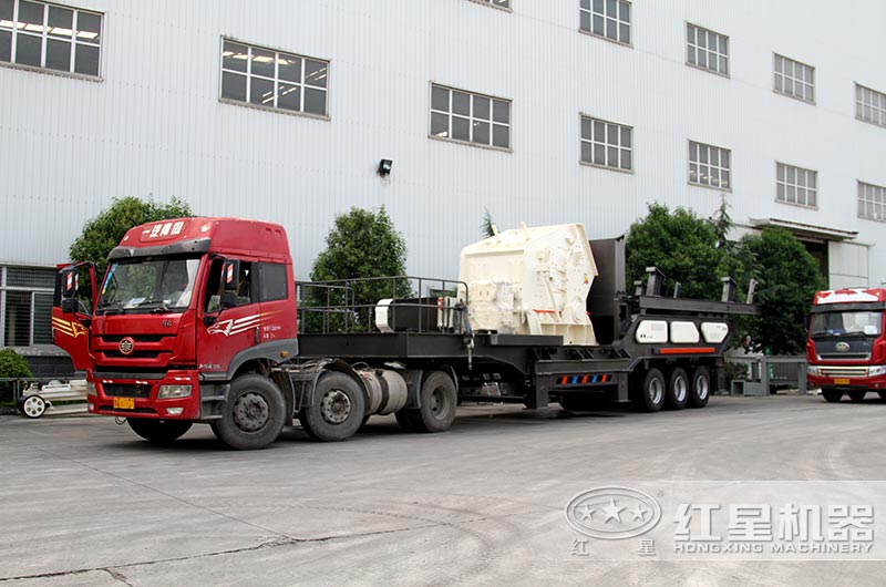 移動(dòng)反擊破碎機(jī) 移動(dòng)反擊破碎機(jī)