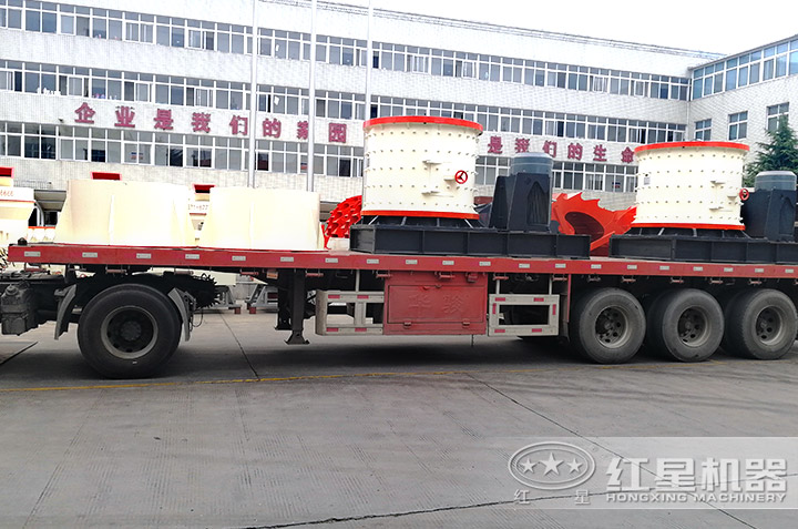 玻璃粉碎設(shè)備廠家發(fā)貨現(xiàn)場，快速投產(chǎn)用戶生產(chǎn)現(xiàn)場